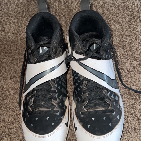 Woman’s and girls shirts along with men’s cleats and shoes - Picture 5 of 12